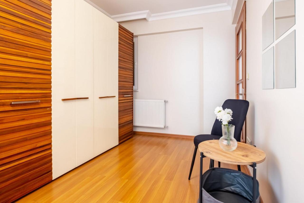 Apartmán Comfy Flat Near Popular Attractions In Sisli Istanbulská provincie Exteriér fotografie
